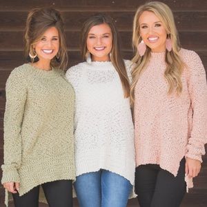 Listicle popcorn sweater